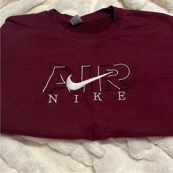 Nike Air Embroidered Crewneck - Picture 1 of 3